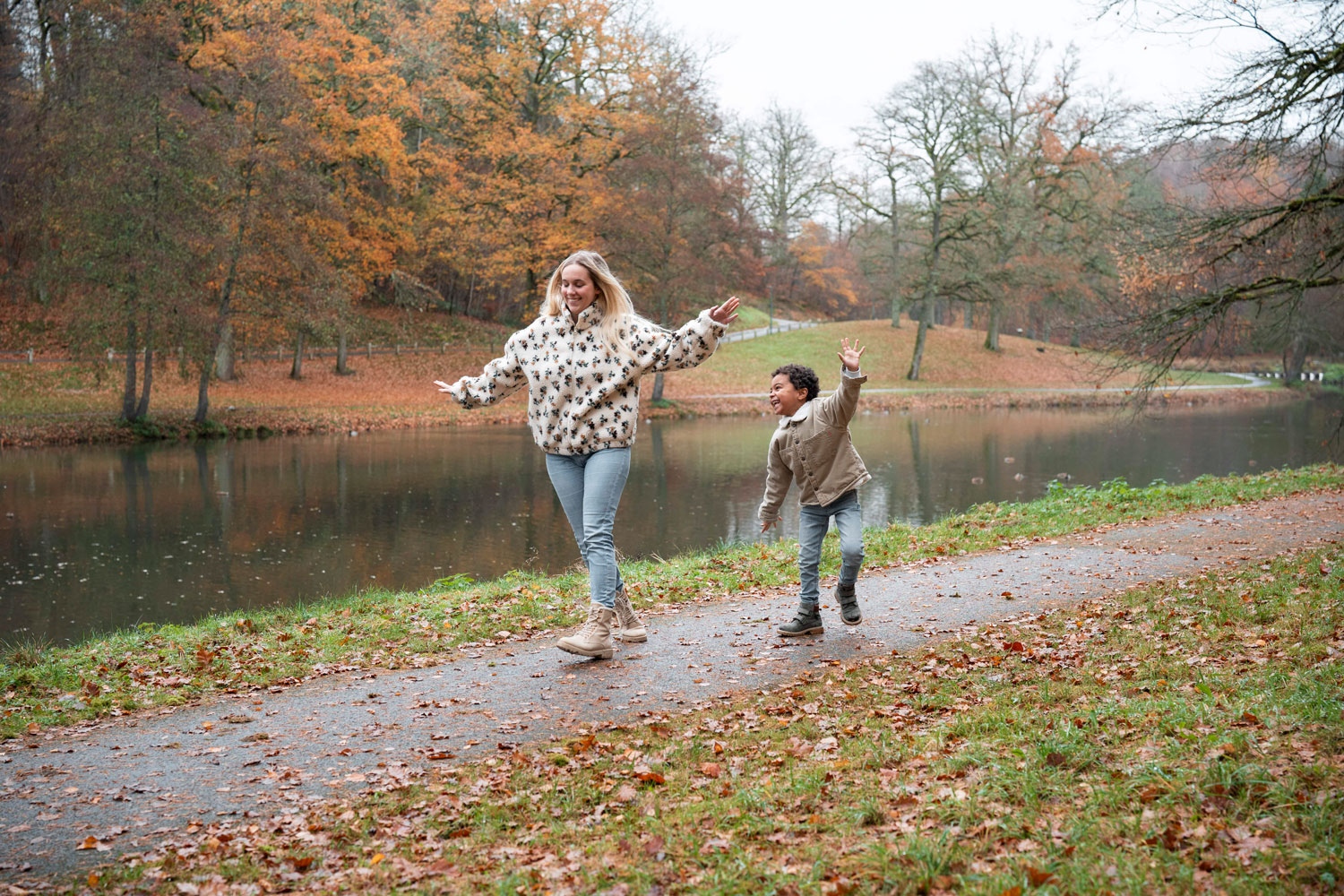 Elodie Chelhot – Huwelijks-, Zwangerschaps- en Familiefotograaf in de Ardennen